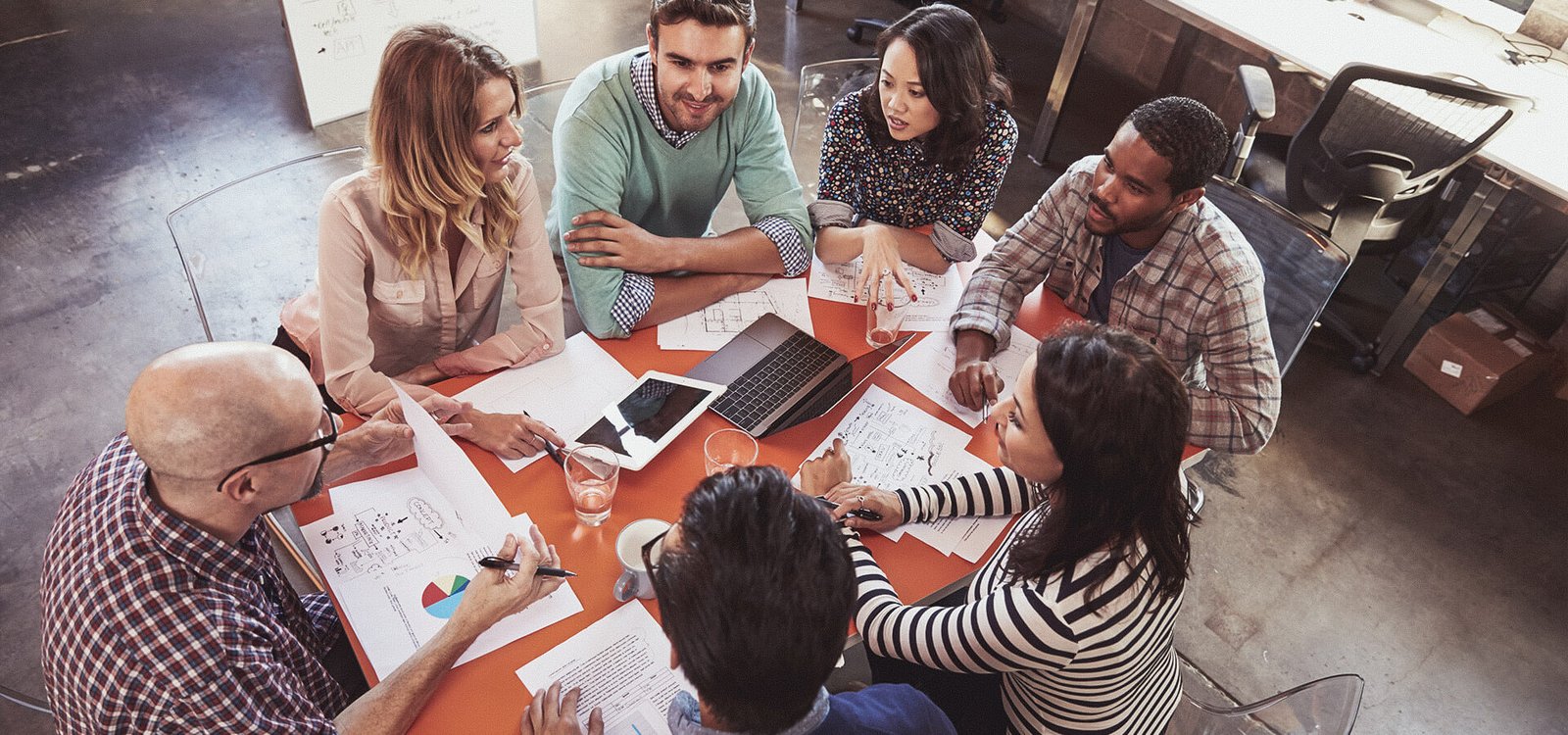 About Us about slide 03